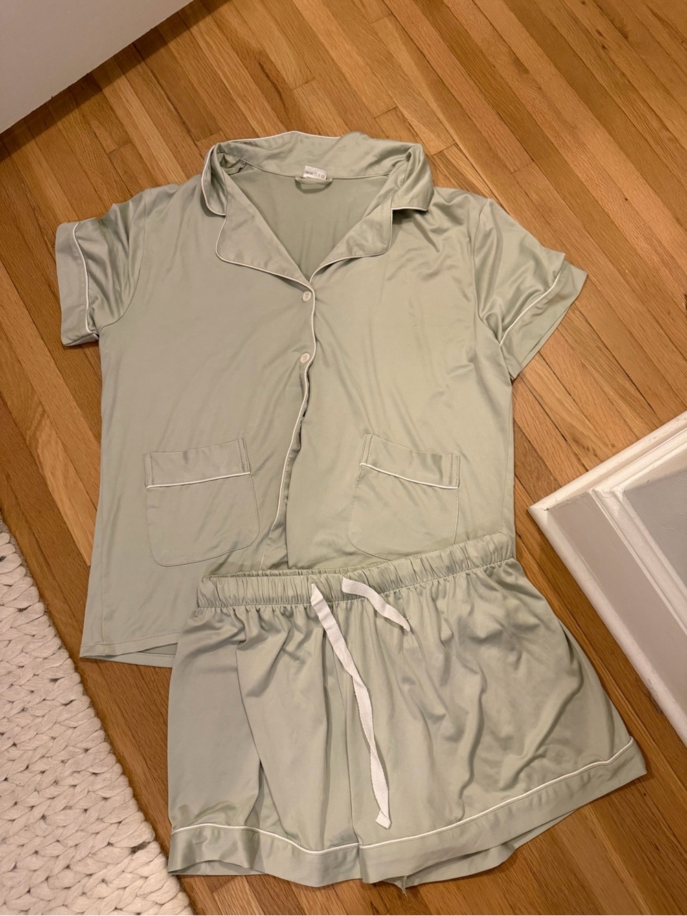 Taniri Soft Sage Short-Sleeve Pajama Set - Women